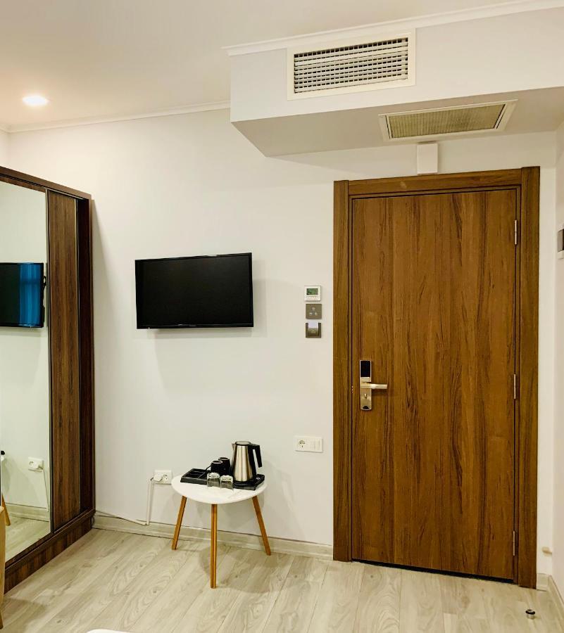 Hotel Tsereteli Palace Μπατούμι Εξωτερικό φωτογραφία